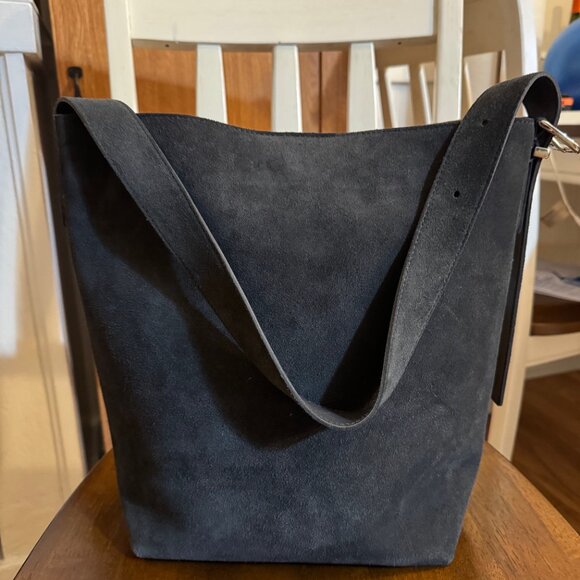 Madewell Gray Shoulder Bag with Sleek Design - Picture 4 of 7